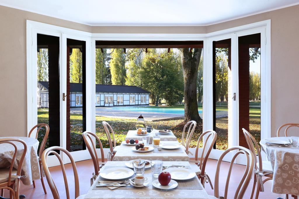 Agriturismo Tenuta "Il Cigno" Villanterio Kültér fotó