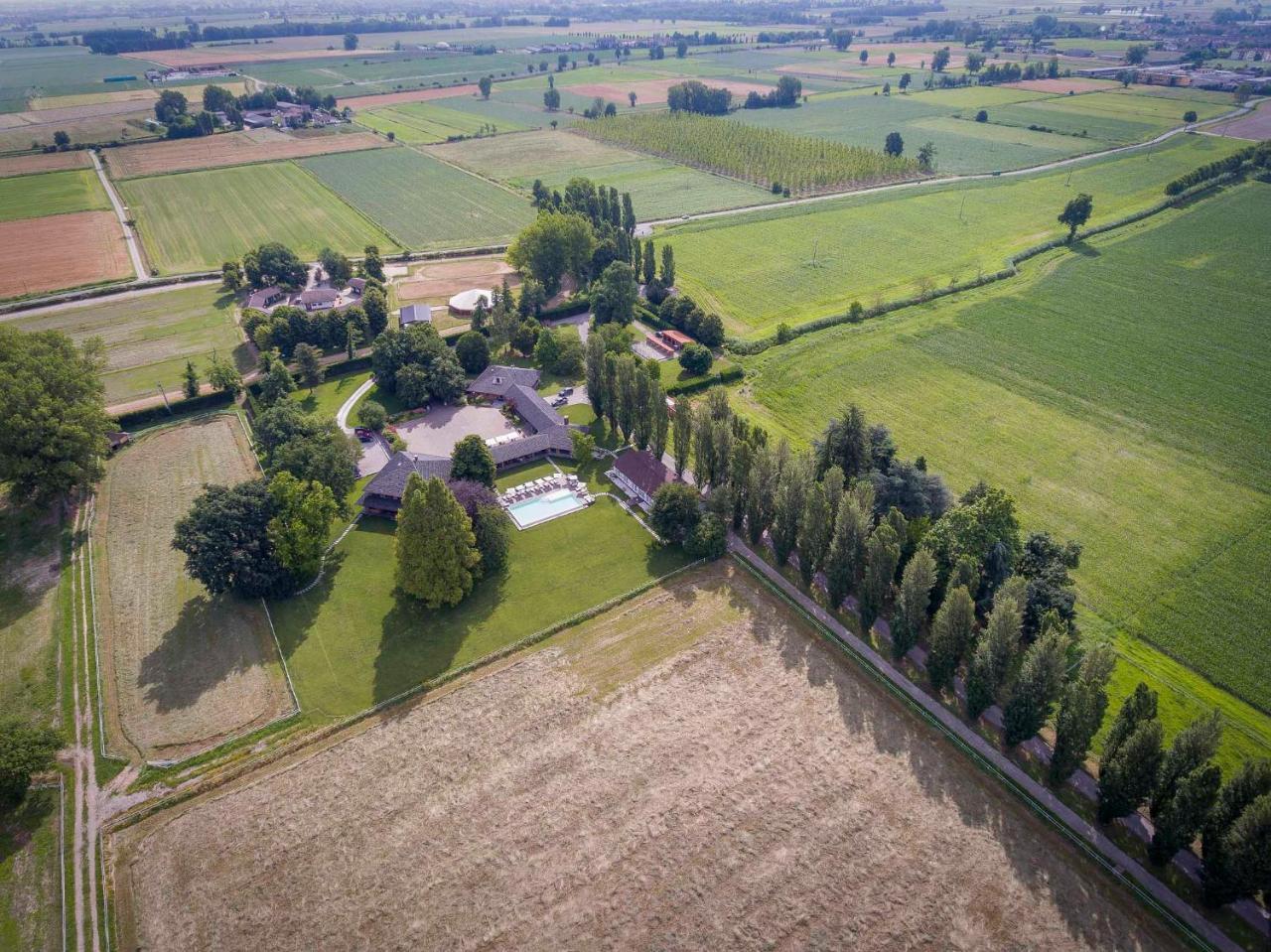 Agriturismo Tenuta "Il Cigno" Villanterio Kültér fotó